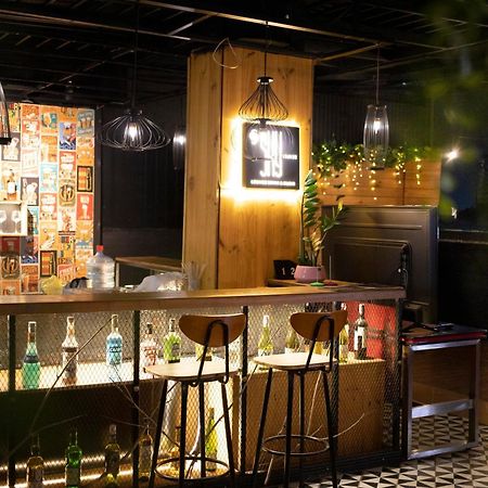 Sunshine Boutique Hotel Phu My Hung Хошимин Экстерьер фото