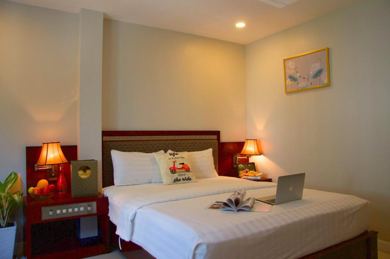 Sunshine Boutique Hotel Phu My Hung Хошимин Экстерьер фото