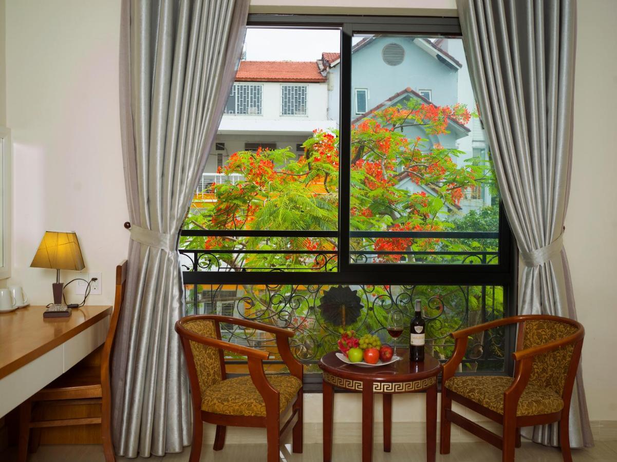 Sunshine Boutique Hotel Phu My Hung Хошимин Экстерьер фото