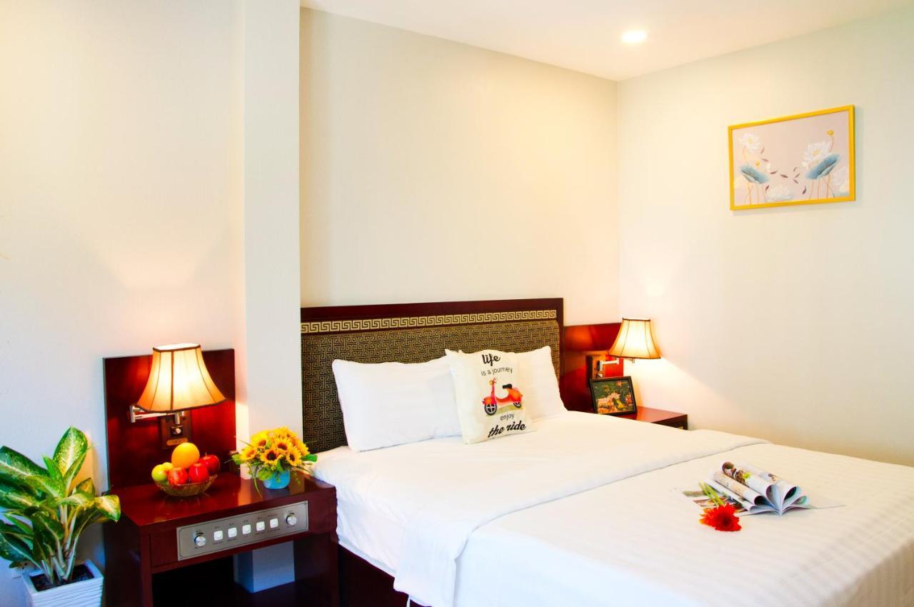 Sunshine Boutique Hotel Phu My Hung Хошимин Экстерьер фото