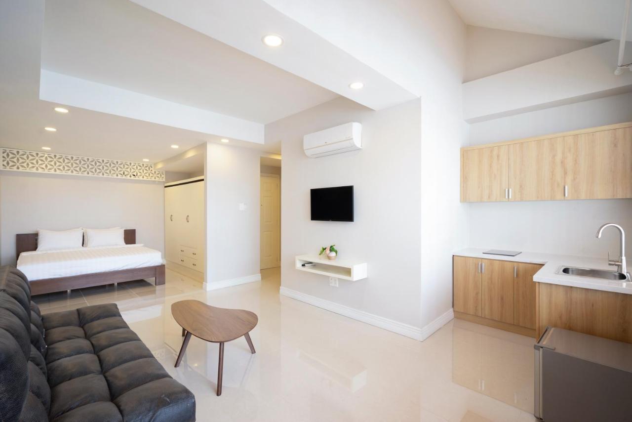 Sunshine Boutique Hotel Phu My Hung Хошимин Экстерьер фото