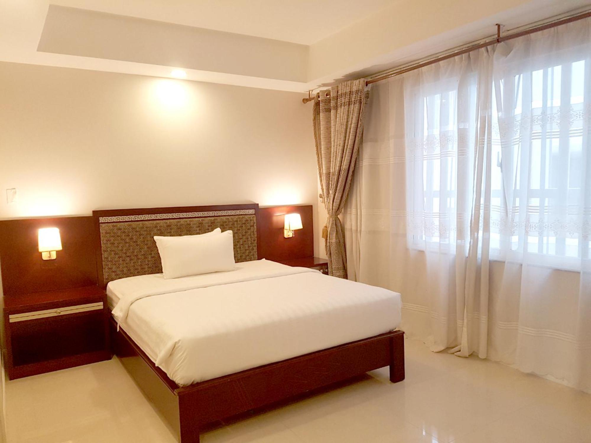 Sunshine Boutique Hotel Phu My Hung Хошимин Экстерьер фото