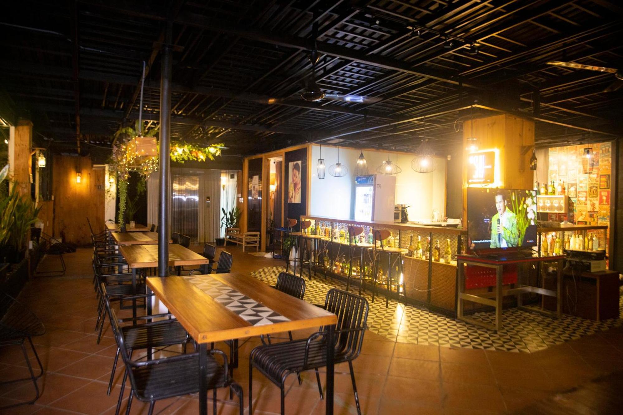 Sunshine Boutique Hotel Phu My Hung Хошимин Экстерьер фото