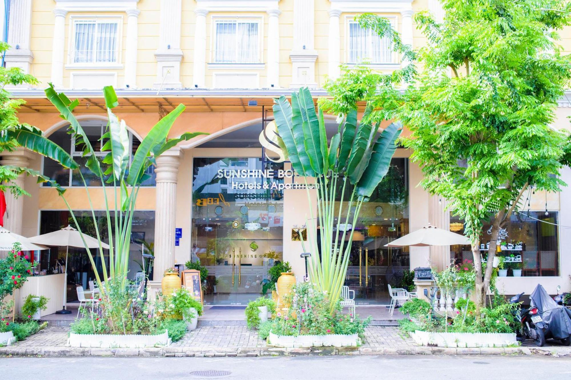 Sunshine Boutique Hotel Phu My Hung Хошимин Экстерьер фото